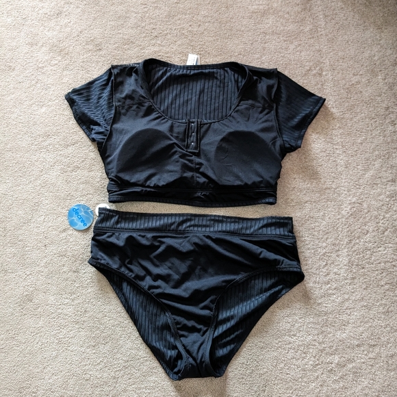 NWT Decree 2-Piece Ribbed Swimsuit - Short Sleeve Crop Top, High Waisted Bottom - Picture 4 of 7